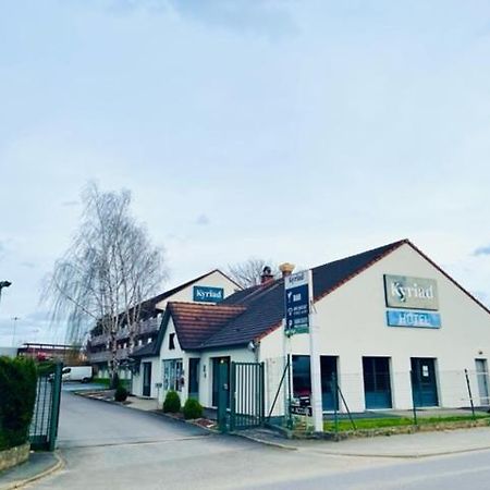 Kyriad Meaux Sud Nanteuil Les Meaux Buitenkant foto