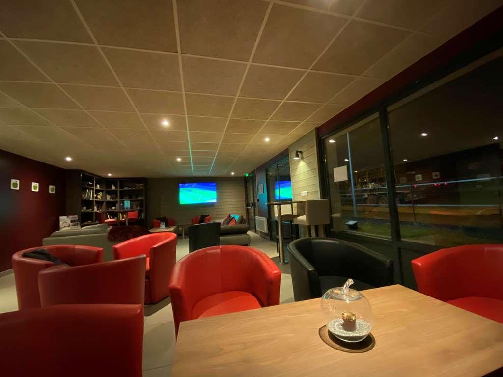 Kyriad Meaux Sud Nanteuil Les Meaux Interieur foto