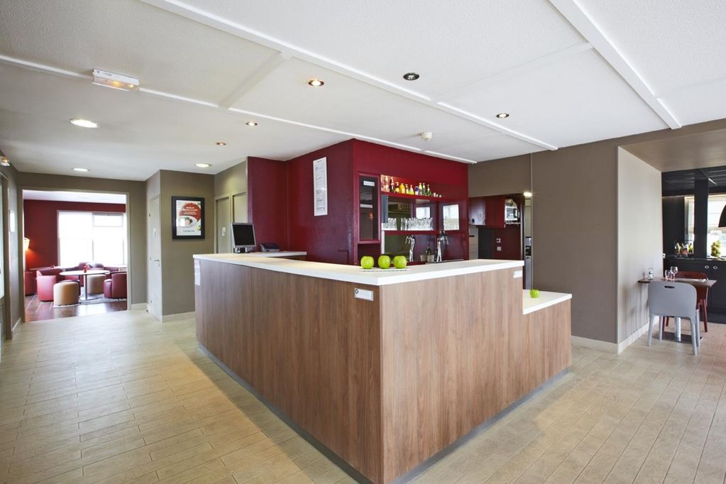 Kyriad Meaux Sud Nanteuil Les Meaux Interieur foto